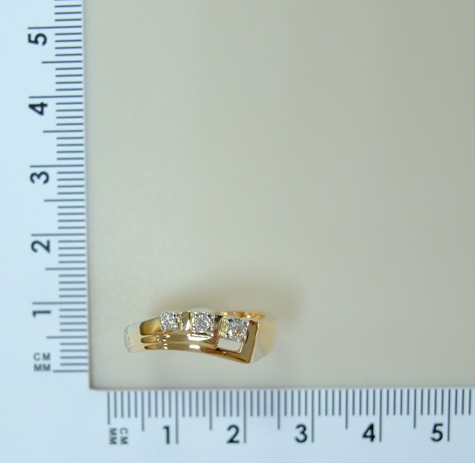10311-001350 Кольцо (Au 585)